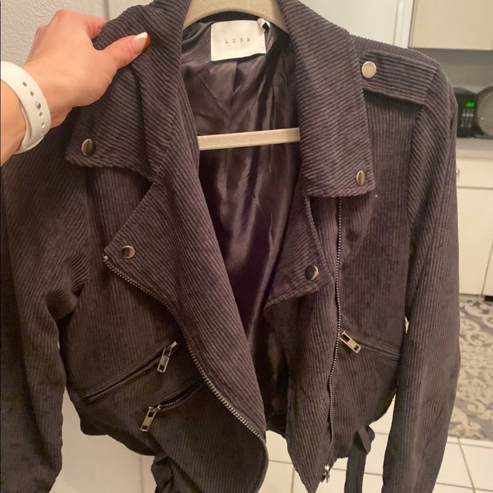 Lush Cloth Jacket - Picture 4 of 4